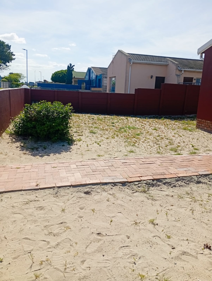 3 Bedroom Property for Sale in Mandalay Western Cape